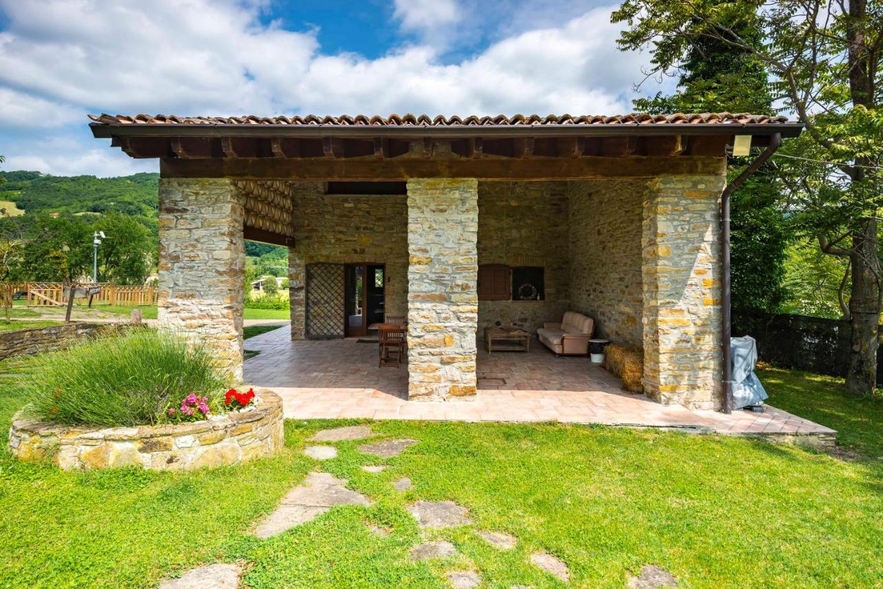 Agriturismo Il Salice Tizzano Val Parma Exteriér fotografie
