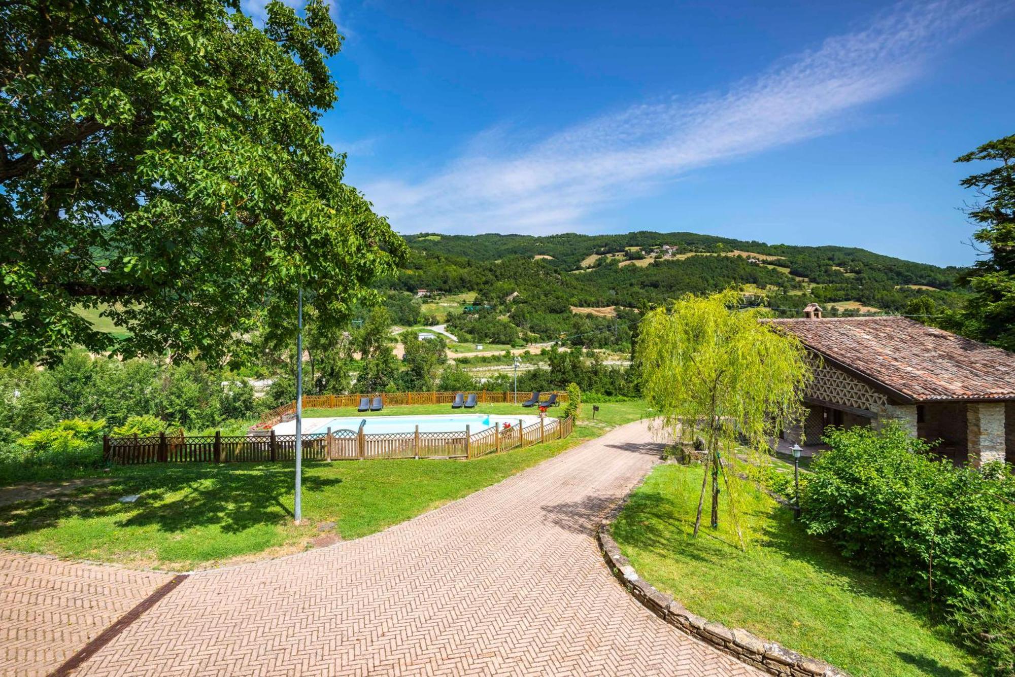 Agriturismo Il Salice Tizzano Val Parma Exteriér fotografie